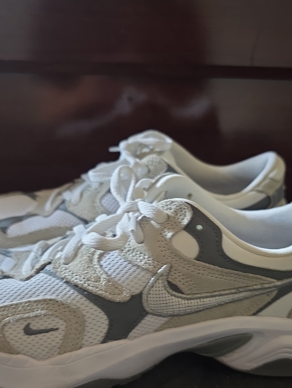 Nike Women Al8